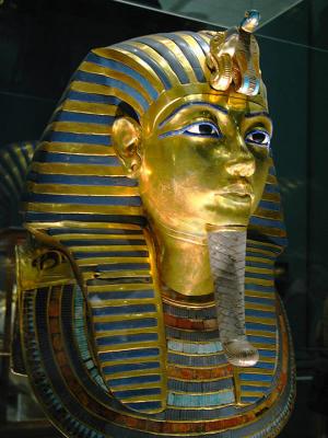 Mask of Tutankhamen, New Kingdom, Dynasty XVIII, ca. 1347-1337 BC.jpg