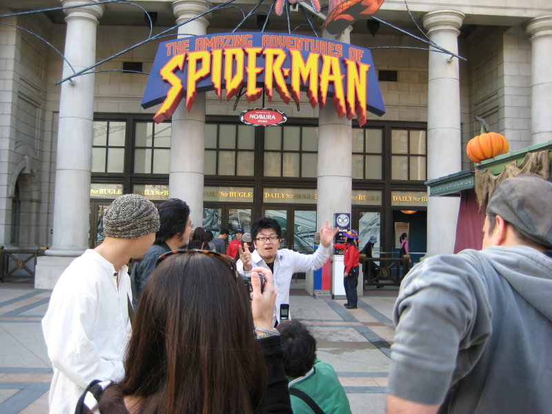 We were there before the gates opened, headed to Spiderman first, STILL had a long wait.