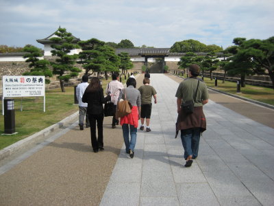 Heading up to the castle...