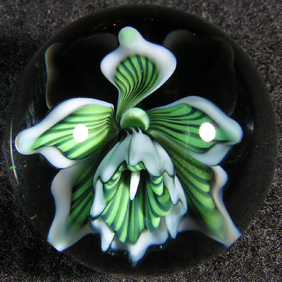 One of the sweetest greens I've ever seen in glass!