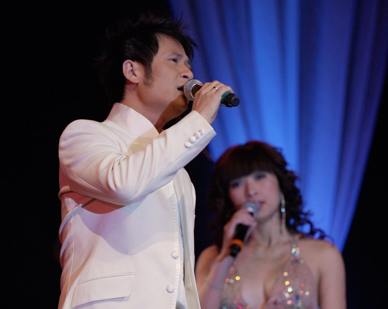 Bang Kieu & Hong Nhung
