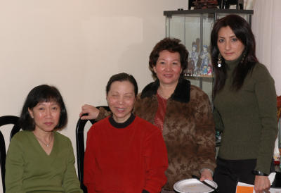 chi Thuy - chi Anh-chi Phuong & Thanh Van