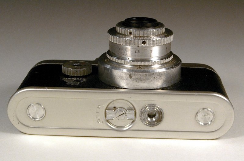 04_model21_markfinder_bottom.JPG