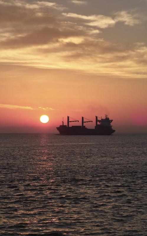 Cuxhaven: Ship from Hamburg (2)