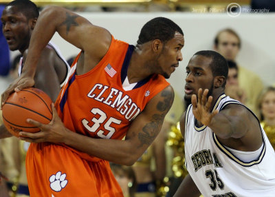 Georgia Tech F Zachery Peacock squares up to defend against Clemson F Trevor Booker