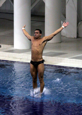 High Dive Competitor