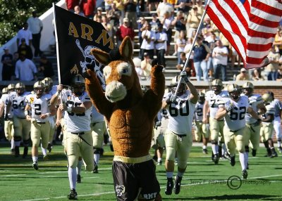 Army Black Knights take the field