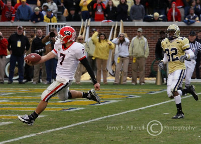 Georgia QB Stafford scores as Tech CB Word-Daniels looks on