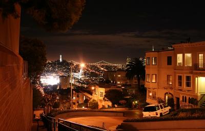 g3/17/628717/3/55396492.day712_lombard_street.jpg