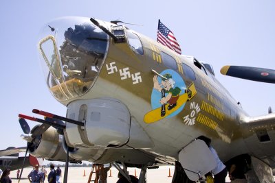 B-17color4.jpg