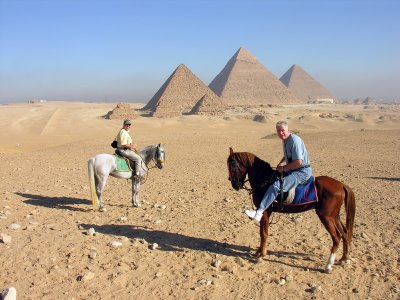 Pyramids Of Giza_03.JPG