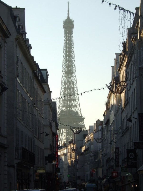 LT3 Eiffel Tower.JPG