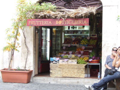 RB3  Greengrocers.JPG