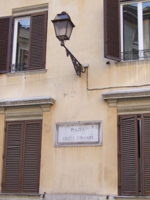 RC4 Piazza degli Zingari.JPG