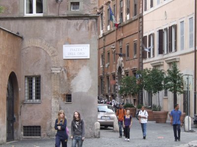 RM4 Near Campo de Fiori.JPG