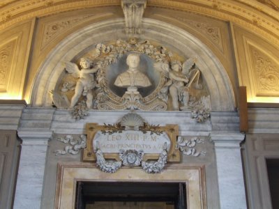 RQ5 Inside Vatican Museum.JPG