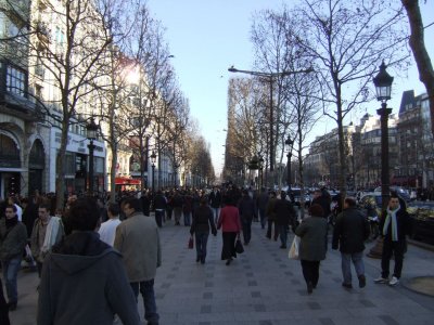 TE1 Champs Elysees.JPG