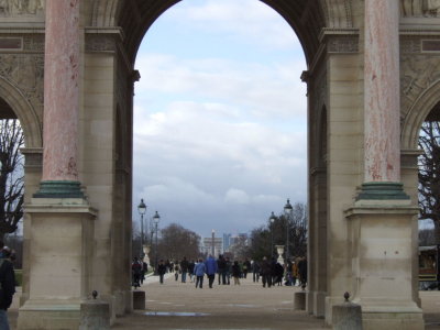 TL8 View to main Arc de Triomphe.JPG