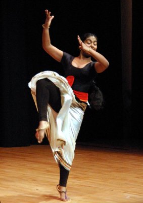 5976 Sri Lankan Dance - 3 web.jpg