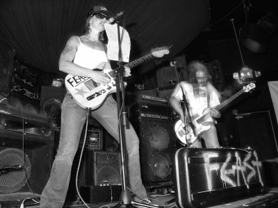 Feast-BlankClub05262006-2.jpg