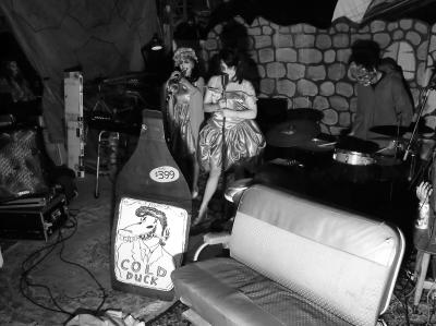 DiatricPudsGiganticFactory10302005-7.jpg