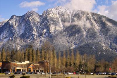 Extreme Shopping Scenery - North Bend Outlets 5