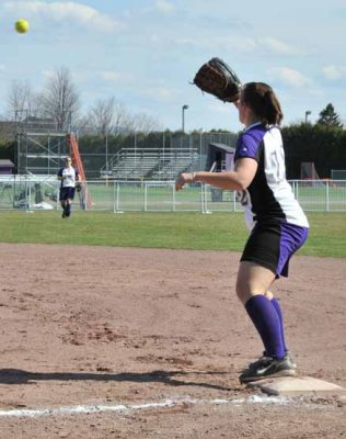 Lindsay Reaches High for an Out