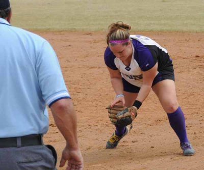 KellyE Snags an Out