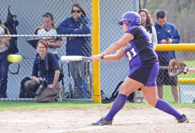 KellyE's Bat Stays Hot