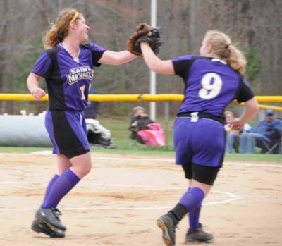 High 5 For Snagging a Line Drive