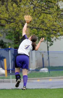 MegC's HR-Robbing Catch ...