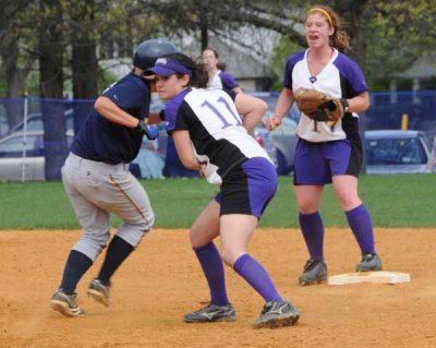 LindsayH Makes the Tag