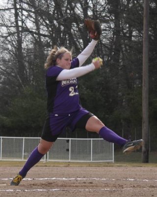 KellyE Starts Strong