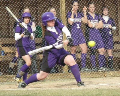 KellyL Leads Off in Nightcap