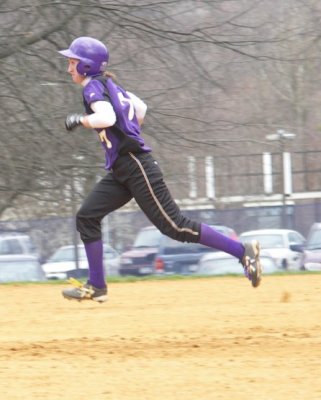 Katelyn Floats to 3rd