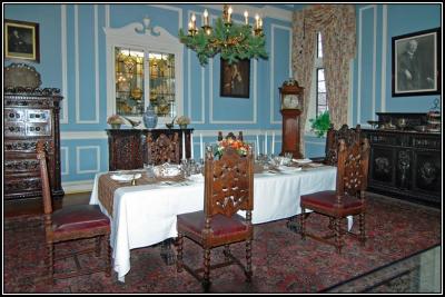 The serving room