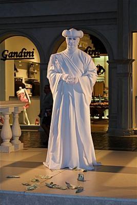 venetian human statue.jpg
