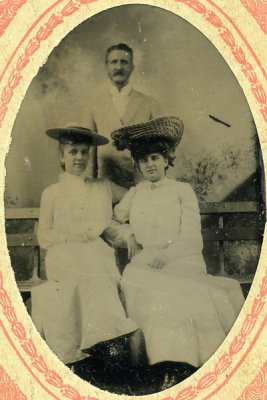 Family102 8x12dpi300_resize.jpg