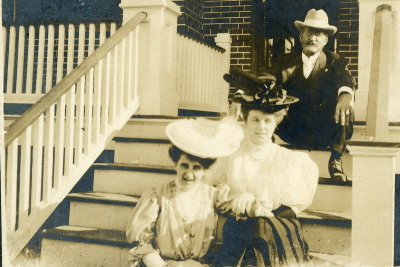 Family176 8x12dpi300_resize.jpg