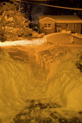 8 pm Saturday, February 6, 2010. We got 26 total.