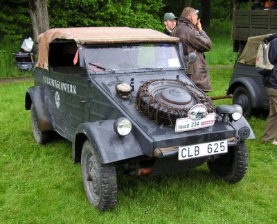 The original JEEP. That's right folks, before the US government once again copied the Krauts and created the General Purpose Vehicle, better known as the GP and later, The Jeep, the Germans had their own all terrain vehicle, Das Kubelwagen. These next four pictures were pulled from the internet.