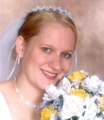 Shown above is the Bride, Amy Lynn [Robinson] Piar on her wedding day. Amy is a second great granddaughter to Isaac Justin Robinson & his wife, Clarinda E. [Smith] Robinson.