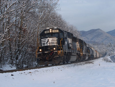 Climbing the grade with Engineer Hansbrough at the controls.jpg