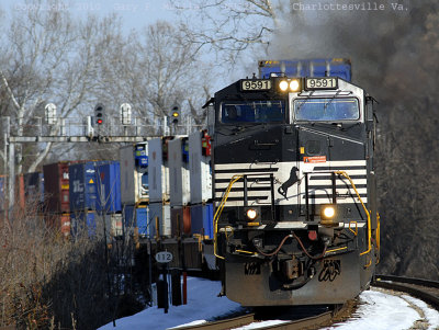 Intermodal train 228 is at Charlottesville Va.jpg