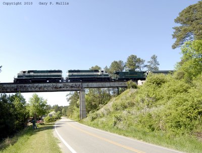 A crew member watches the train from the ground.jpg
