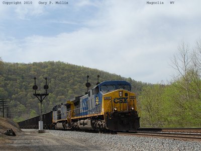 An eastbound coal train at Magnolia.jpg
