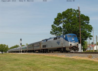 Amtrak 80 is arriving at Selma NC.jpg
