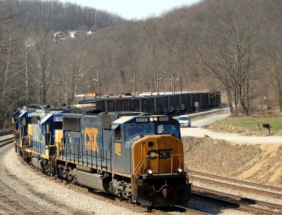 Q316 leaves Grafton WV with an all EMD consist