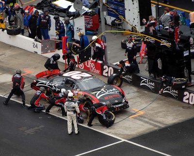 Pit stop during the Nationwide race at Bristol