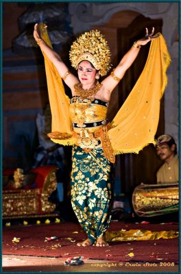 Legong Dance